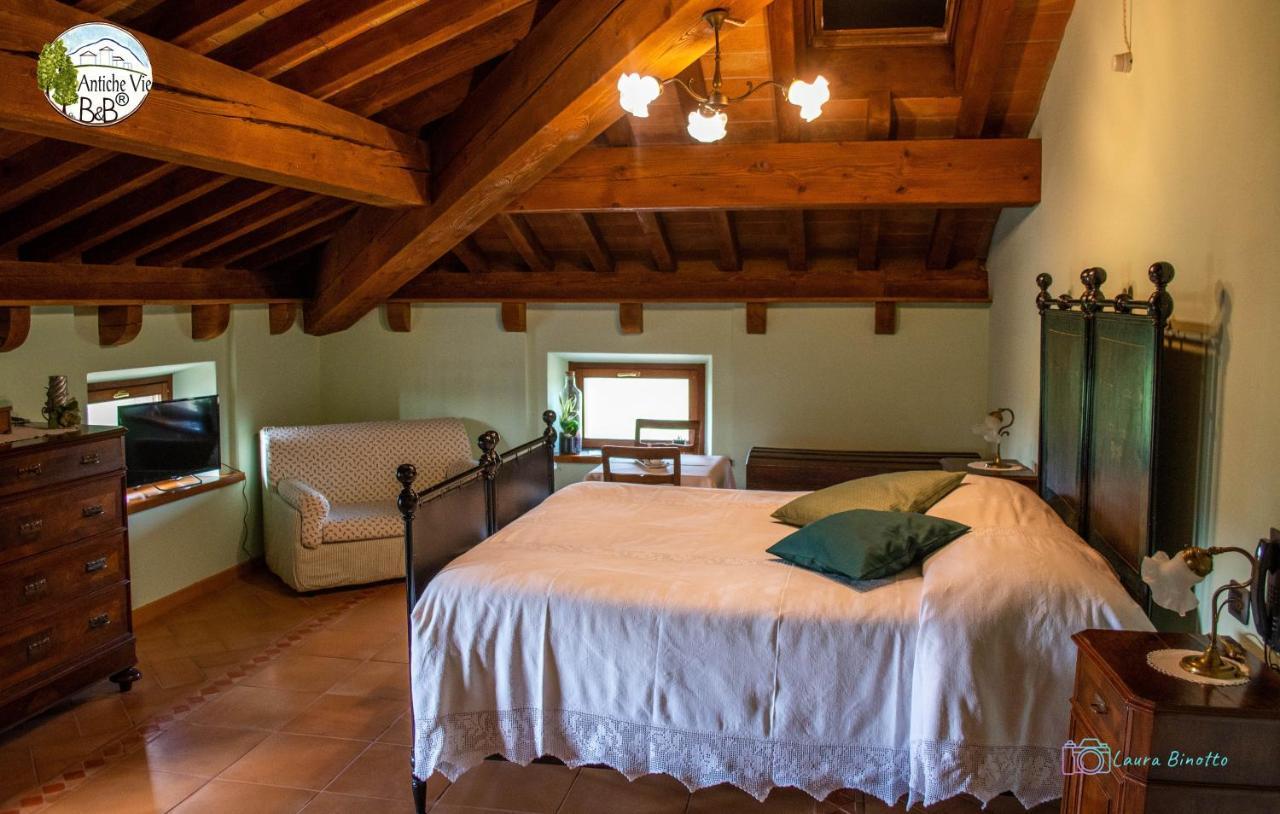 Antiche Vie B&B Serramazzoni Eksteriør bilde