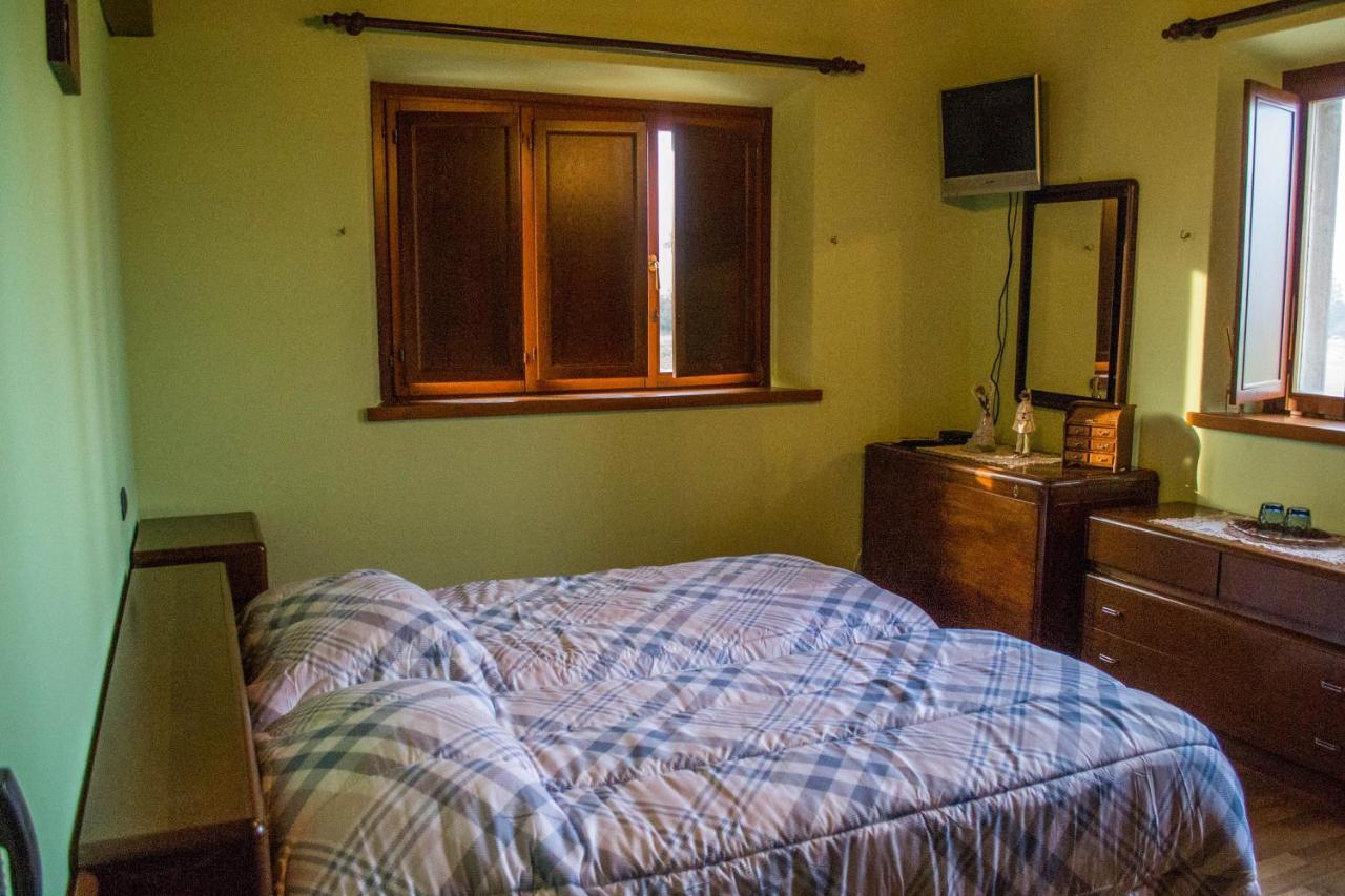 Antiche Vie B&B Serramazzoni Eksteriør bilde